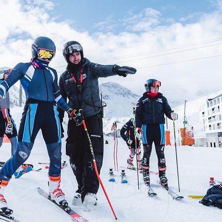 Apex2100 International Ski Academy Тинь Экстерьер фото