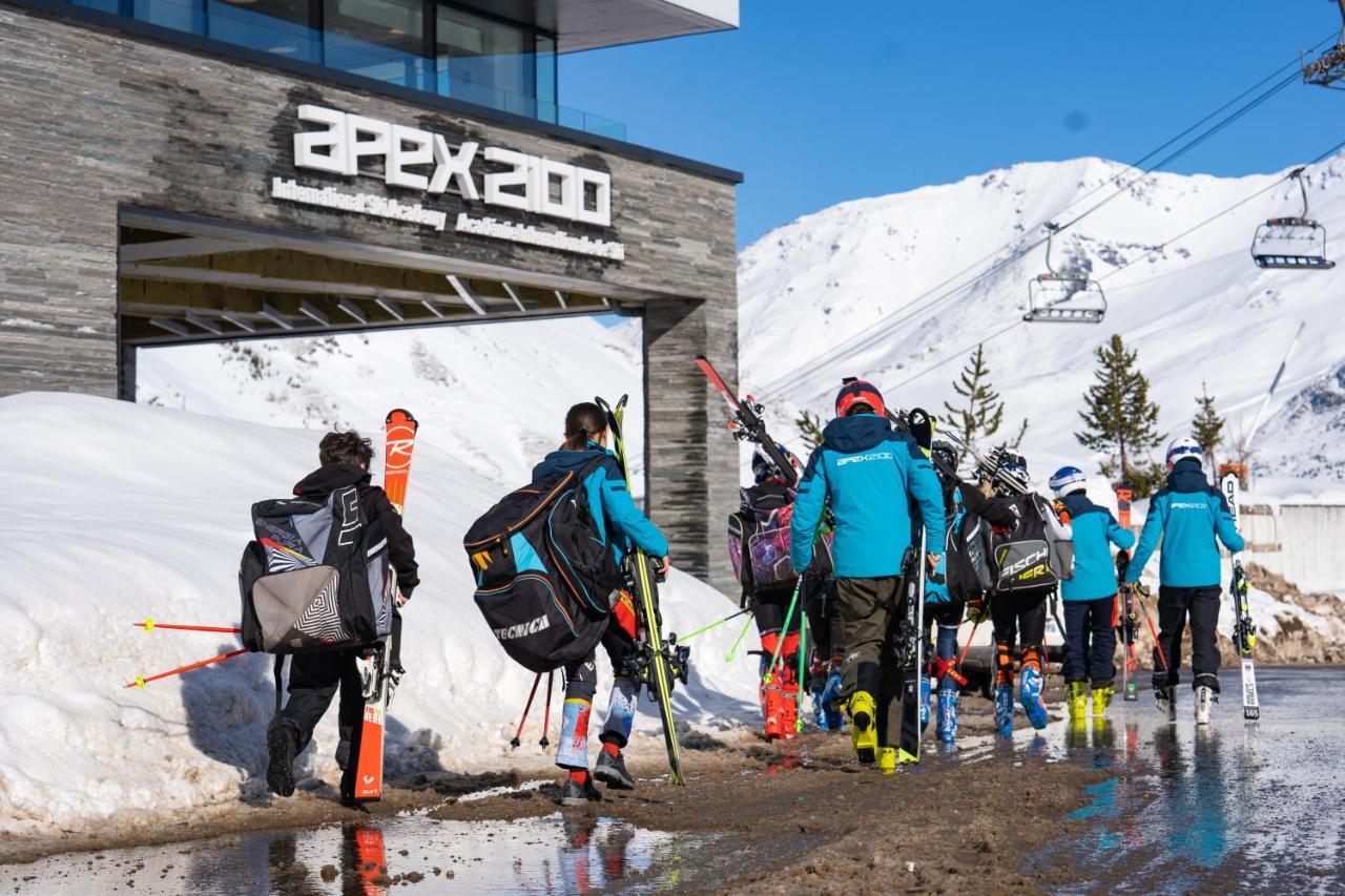 Apex2100 International Ski Academy Тинь Экстерьер фото